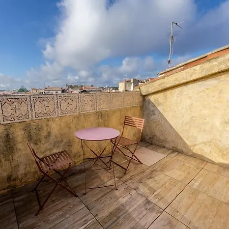 Triomphe 2 - Wifi - Centreville - Terrasse *